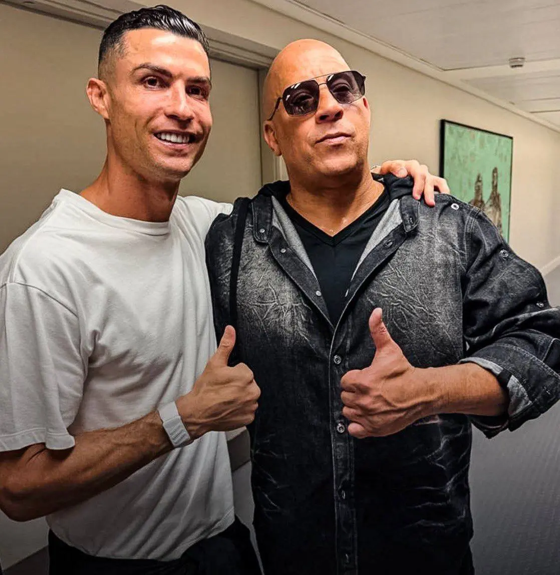 photo_2025-12-13_00-22-37