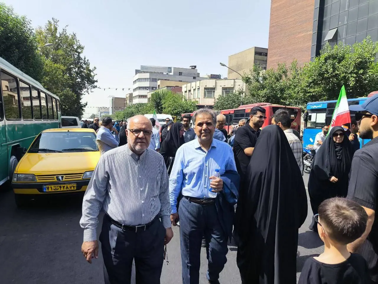 بیژن زنگنه و عباس آخوندی