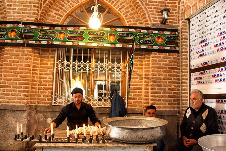 آیین شمع گردانی
