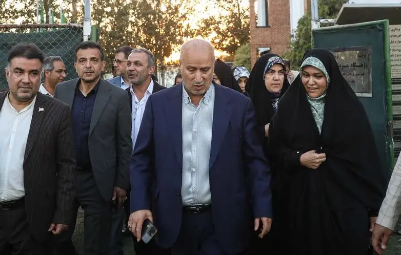 نمایندگان زن