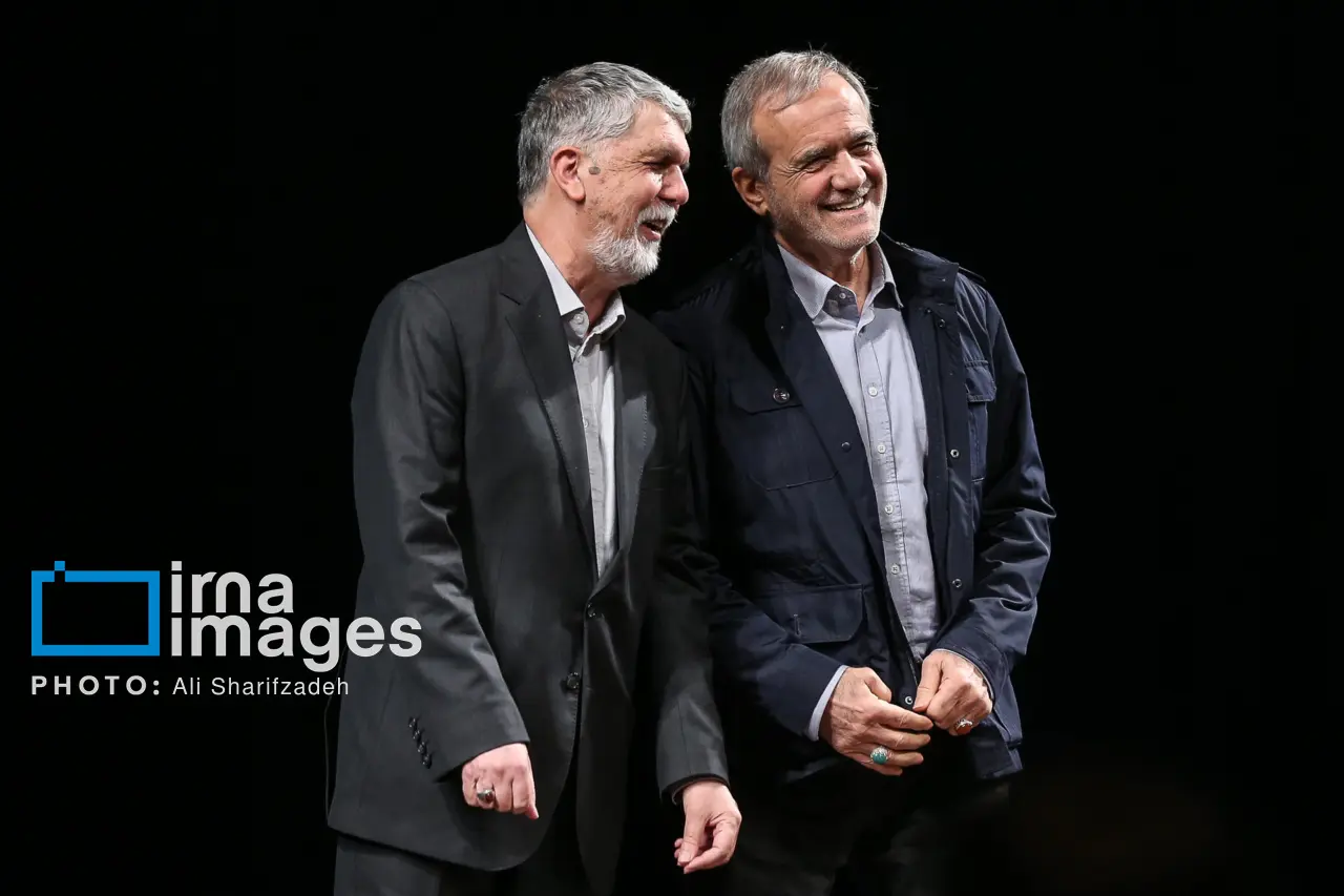 پزشکیان و وزیر ارشاد