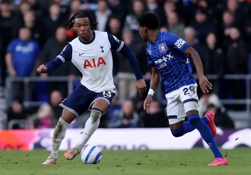 1404081413534058434596734