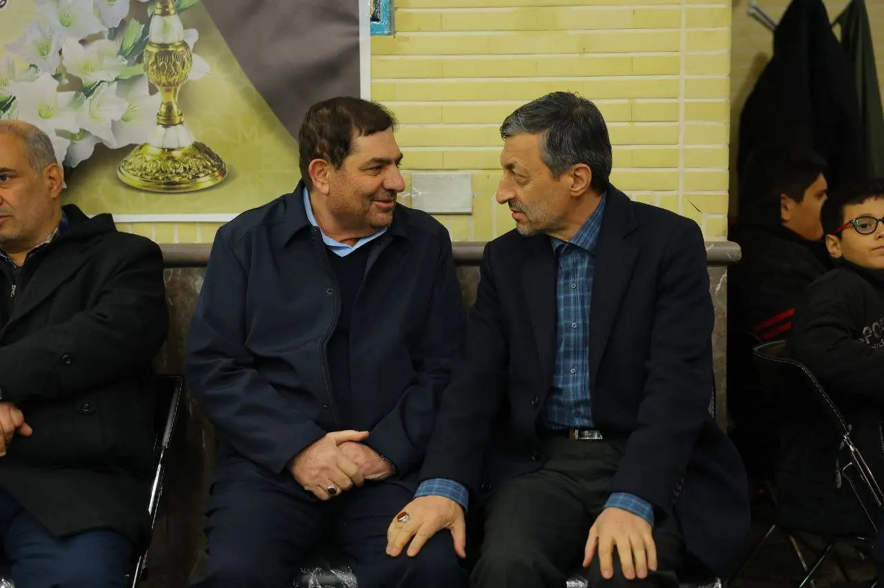 فتاح و مخبر