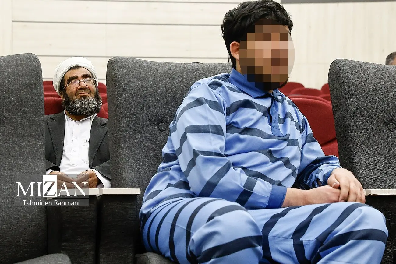 دادگاه رسیدگی به پرونده قتل امیرمحمد خالقی امروز یکشنبه ۲۶ اسفند برگزار شد.