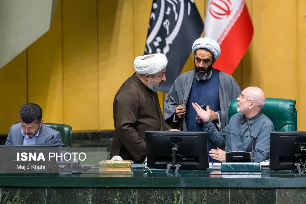 رسایی و قالیباف