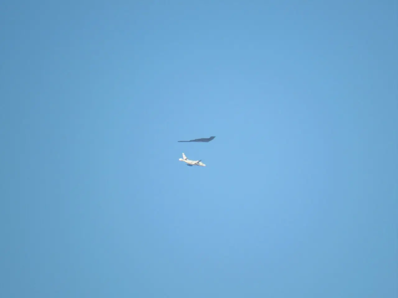 6239215
