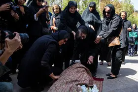 تشییع پیکر سیروس پرهام