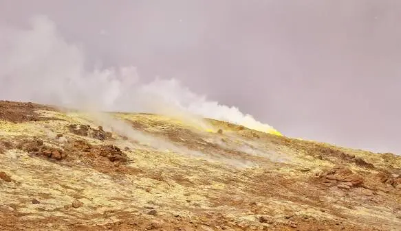 آتشفشان تفتان