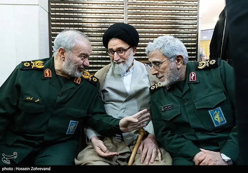 قاآنی و فدوی