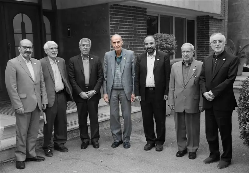 عباس انواری