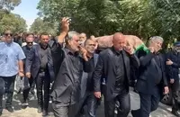 خاکسپاری برادر ناطق نوری