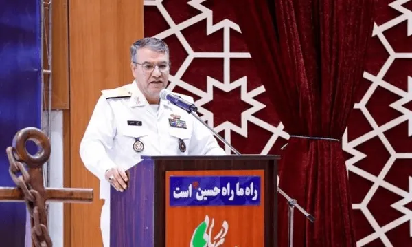 معاون نیروی دریایی ارتش: روز نخست جنگ به ناو آبراهام لینکلن حمله کردیم/ فاصله نیروهای ما با آمریکایی‌ها گاهی به کمتر از ۵۰ متر می‌رسید