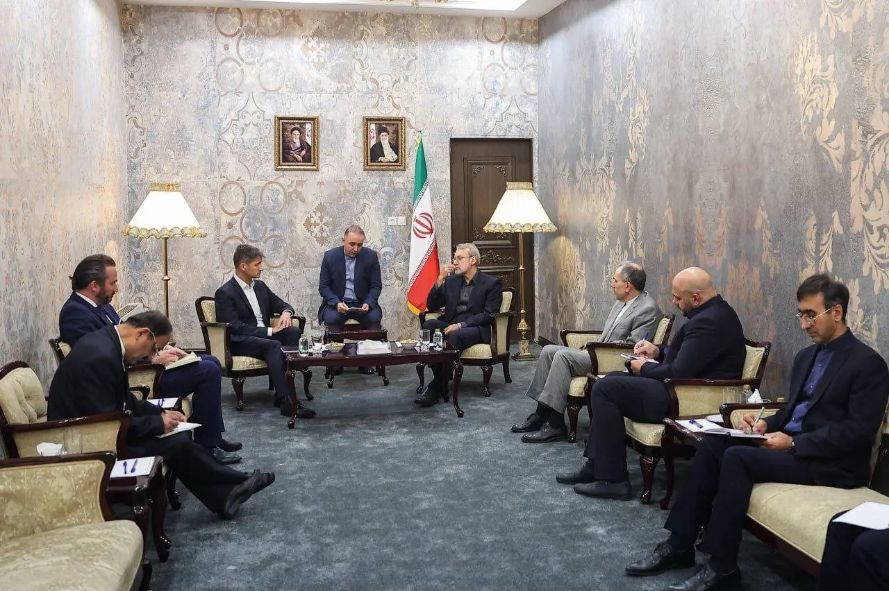 سفر لاریجانی به سوییس