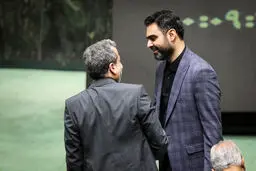 امیرحسین ثابتی و علی خضریان در توئیتر برای هم نوشابه باز کردند + عکس