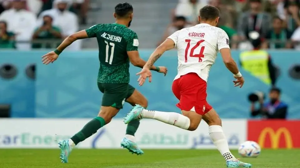 شوک بزرگ به شگفتی‌ساز جام؛ لهستان 2 – عربستان 0