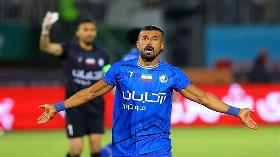 رضاییان در استقلال ماند