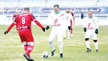 علی دایی گریزان از مسئولان، بی‌اعتنا به تلویزیون