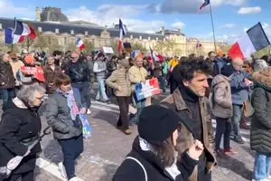 تظاهرات نه به جنگ با ایران در خیابانهای پاریس و وین