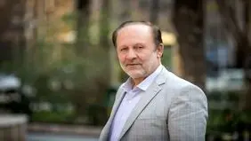 باید یک چماق به سر خودمان بزنیم که چرا نگذاشتند قضیه هسته‌ای ایران تمام شود؟