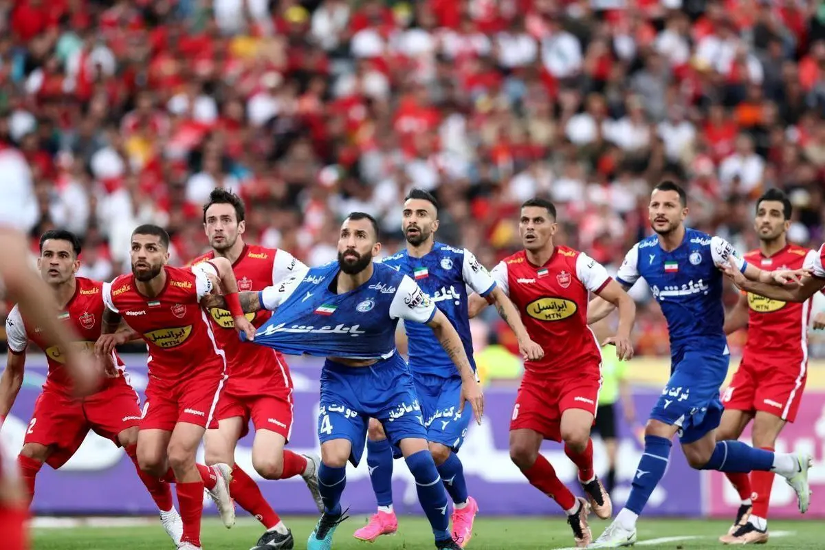 درآمد نجومی صداوسیما از استقلال و پرسپولیس