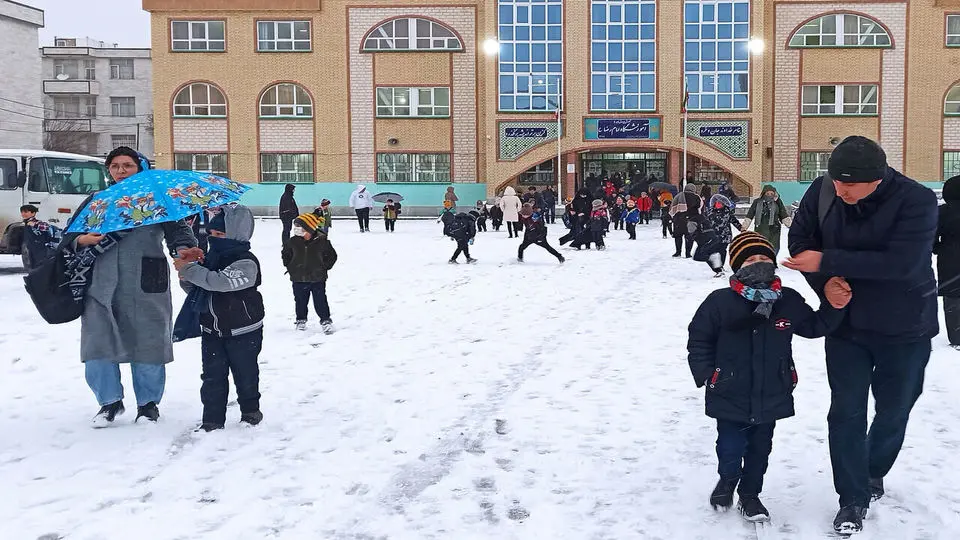 مدارس نوبت عصر دماوند امروز دوشنبه تعطیل شد 