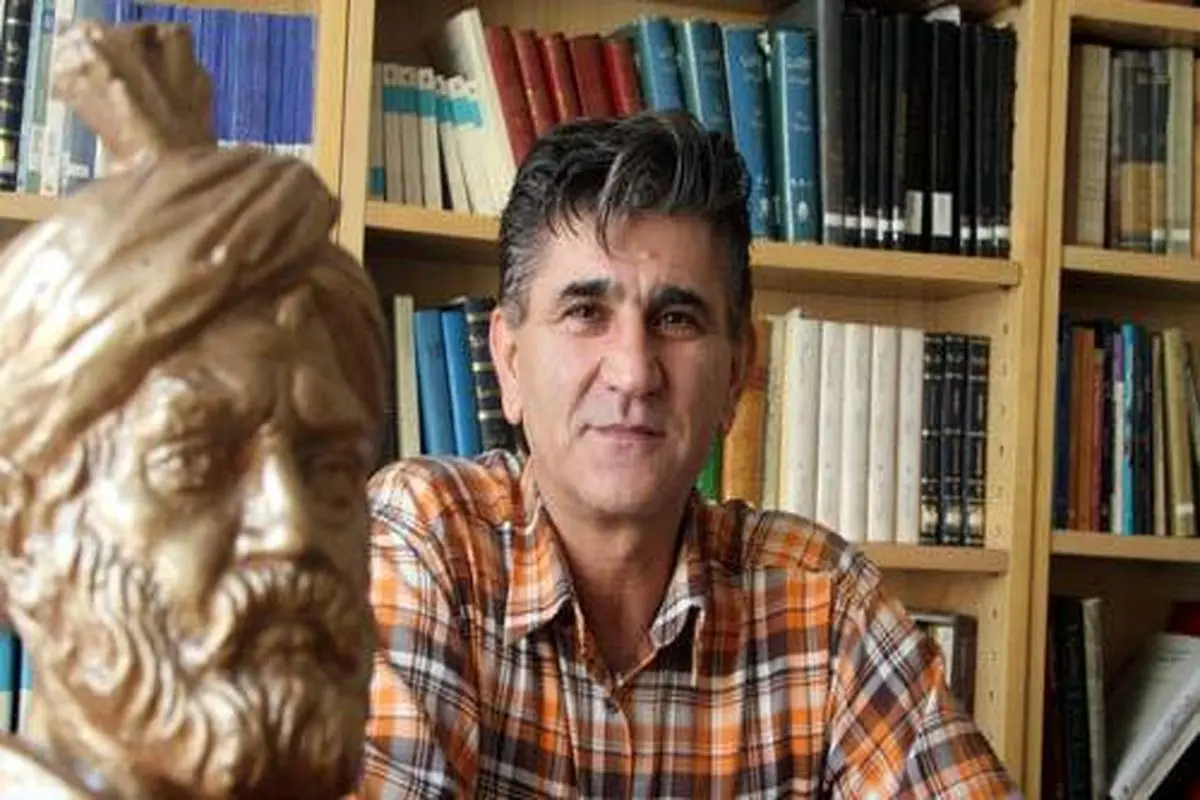 شاهنامه‌پژوهشی گرانمایه و ادیب

