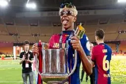 امضای یادگاری یامال «پولی» شد