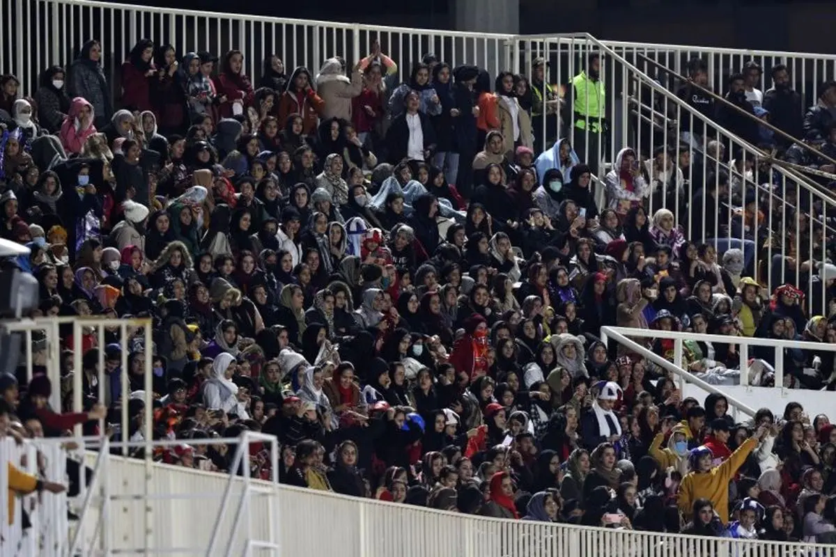 جایگاه زنان پرسپولیس پیش‌فروش شد+عکس
