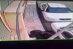 سرقت وحشیانه موبایل با ساطور در مشهد از چند کودک! + فیلم