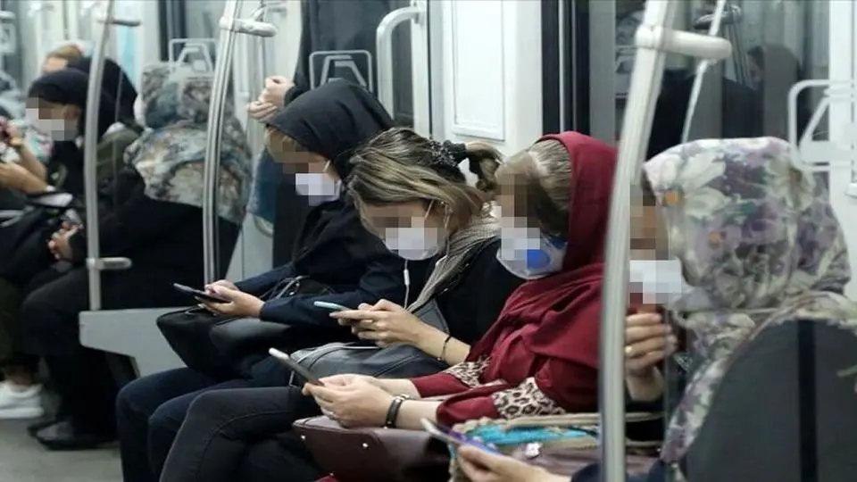 طرح جنجالی شهردارى برای برخورد با زنان بی‌حجاب در مترو: استخدام «حجاب‌بان»!

