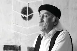 مرد دانا نمی‌داند که می‌داند