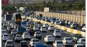 ترافیک سنگین در آزادراه تهران - شمال
