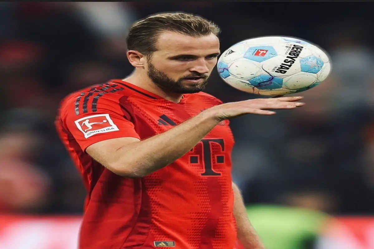 هری کین جام خود را در رستوران بالای سر برد!