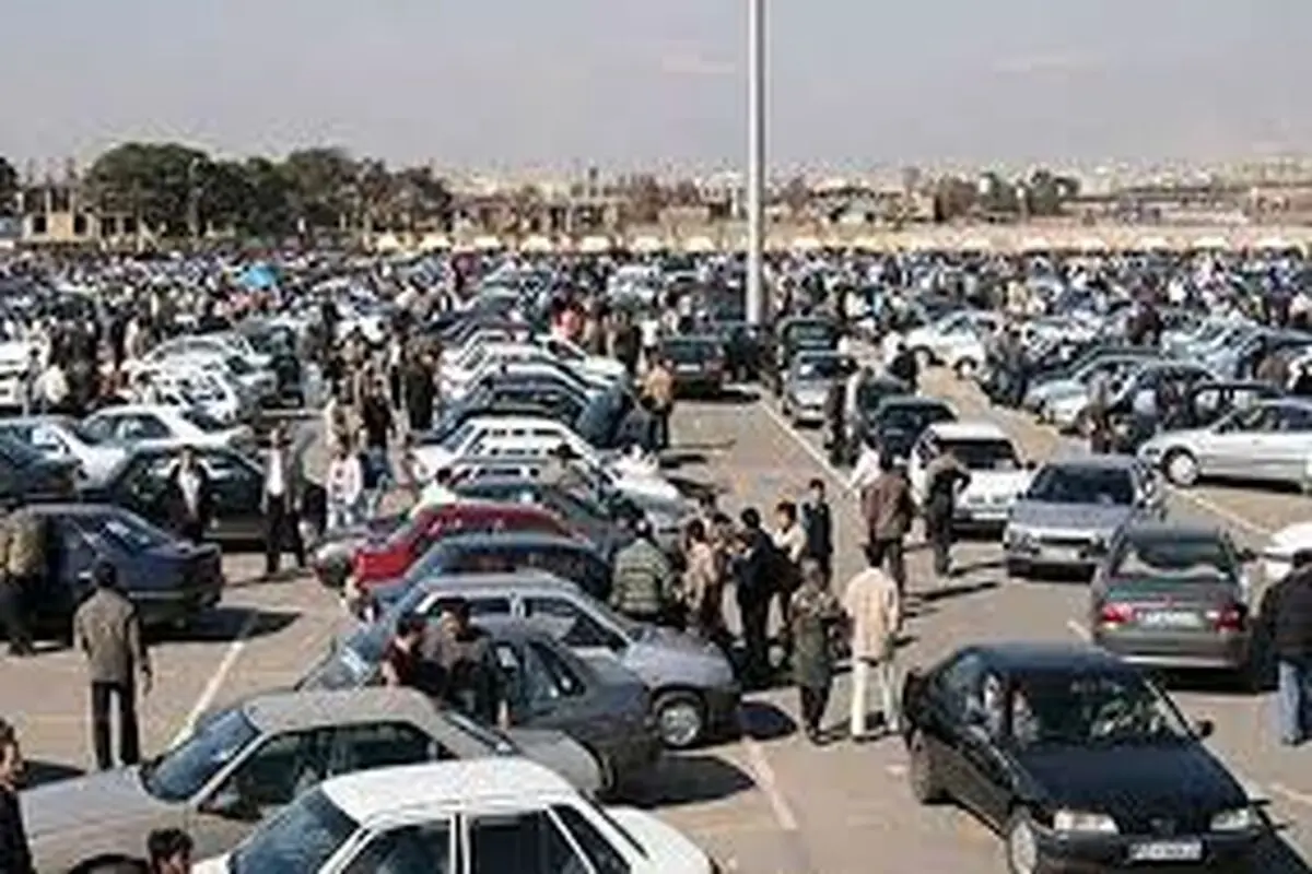 متقاضیان خودرو ۵۰ درصد کمتر شدند 