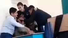 ماجرای کتک خوردن یک معلم از دانش‌آموز چه بود؟