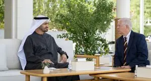 رئیس امارات در انظار عمومی ظاهر شد