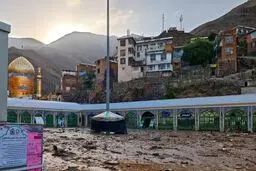 تا روز پنجشنبه، احتمالا دوباره شاهد سیل در امامزاده داوود خواهیم بود / این سیل احتمالا وارد منطقه ۵ و ۲۲ تهران هم می‌شود / کاهش دمای پایتخت 
