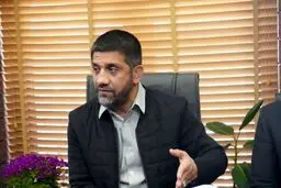 حرکت خبرساز جدید علیرضا دبیر/ پنهان کردن شورت ورزشی در عکس گروهی!/ عکس

