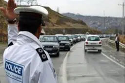 کندوان یک‌طرفه و ترافیک در هراز قفل شد
