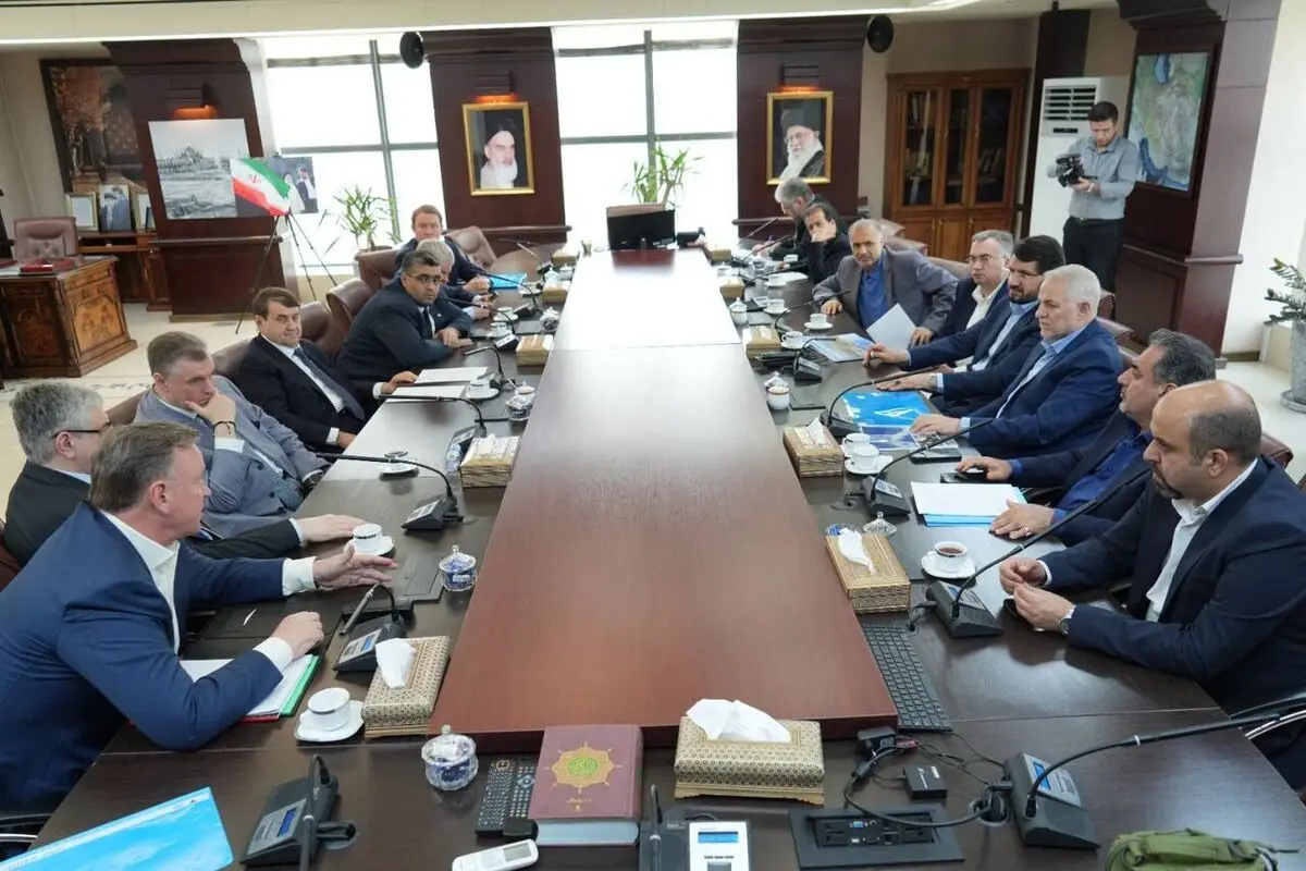 إیران وروسیا تناقشان مستجدات الممر الشمالی الجنوبی وبناء طریق رشت-آستارا السککی