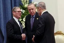 دیدار اردوغان و استارمر در شرم‌الشیخ

