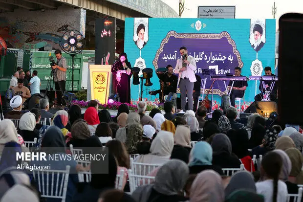 افتتاحیه جشنواره گل ها در ارومیه