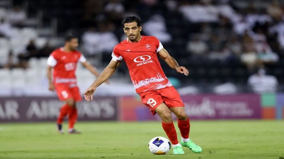 وحید امیری با بازوبند کاپیتانی به پرسپولیس برگشت