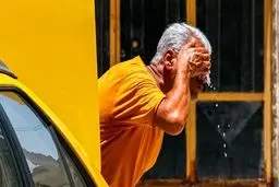 ماندگاری گرمای هوا در اکثر مناطق کشور و تشدید تابش اشعه فرابنفش در ساعات میانی روز

