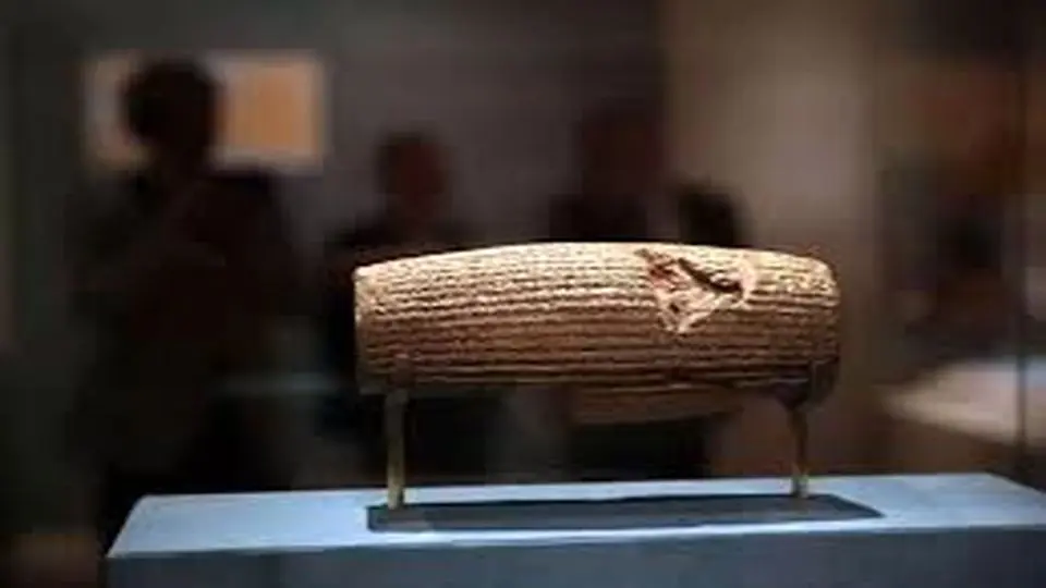 یک تیر و چند نشان
