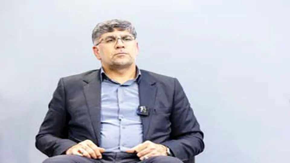 15 نفر از 30 نماینده تهران را کم و به مناطق محروم اضافه کنند