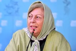 واکنش ثریا قاسمی به خبر پذیرفتن سرپرستی «آرتین»