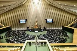 نشست غیرعلنی مجلس برای بررسی تحولات منطقه‌ای و شهادت سید حسن نصرالله
