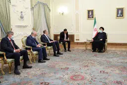 Tehran, Moscow oppose foreign powers presence in Caspian sea