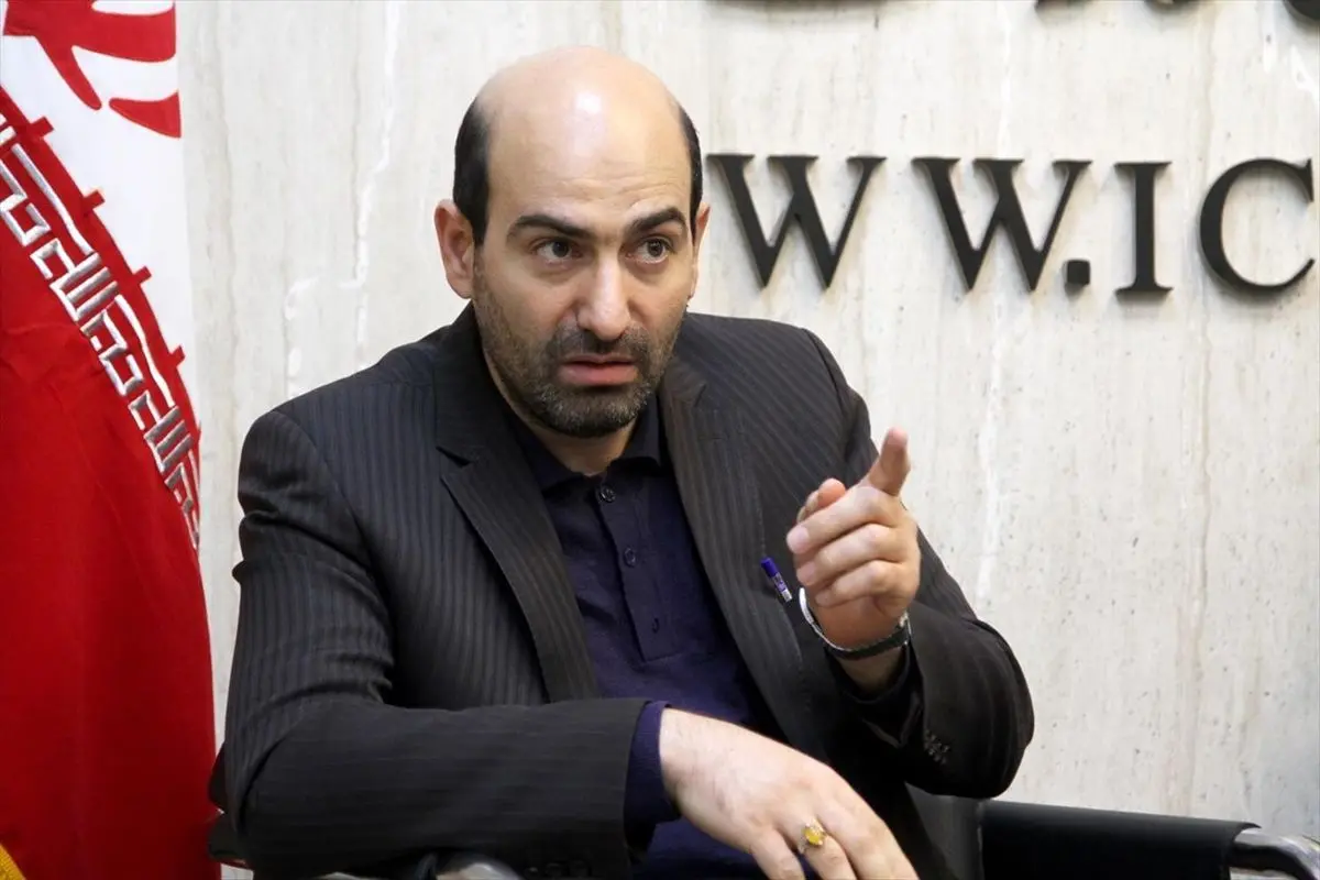 ۵ نماینده به نام خودشان ماشین گرفته‌اند/ ۵۷ نماینده برای اقوام و آشنایان ماشین گرفتند/ برخی برای امامان جمعه یا فرماندارشان گرفته‌اند